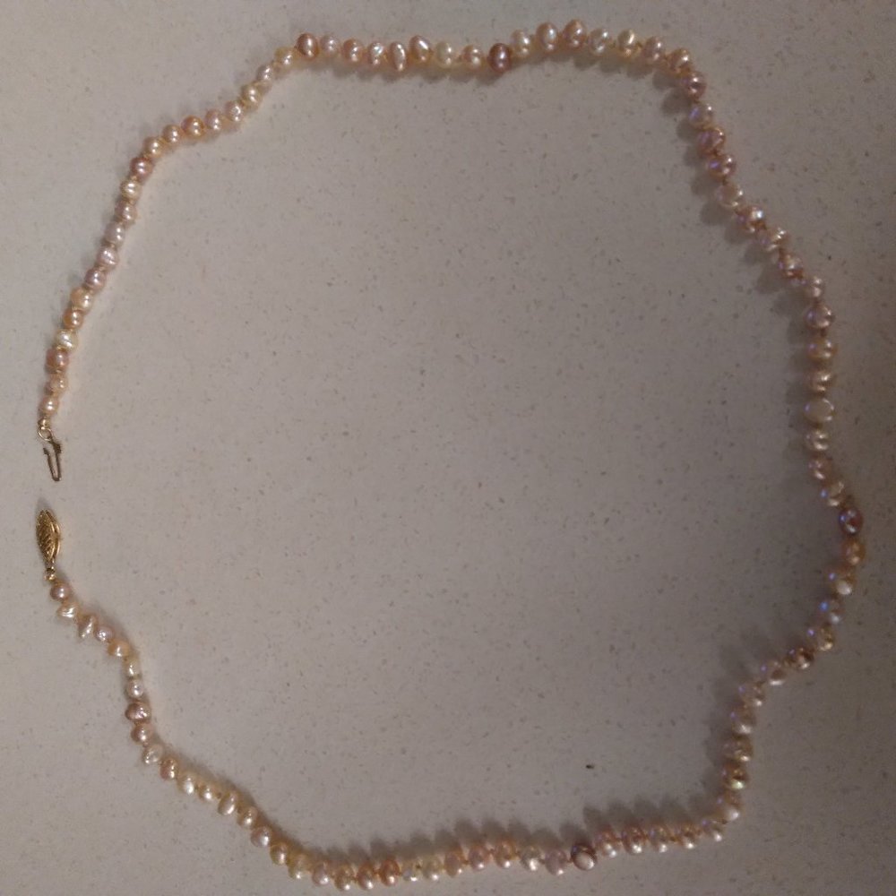14k gold clasp fresh water pearl necklace